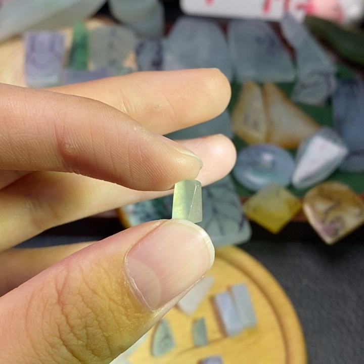 未镶嵌定制翡翠翡翠
