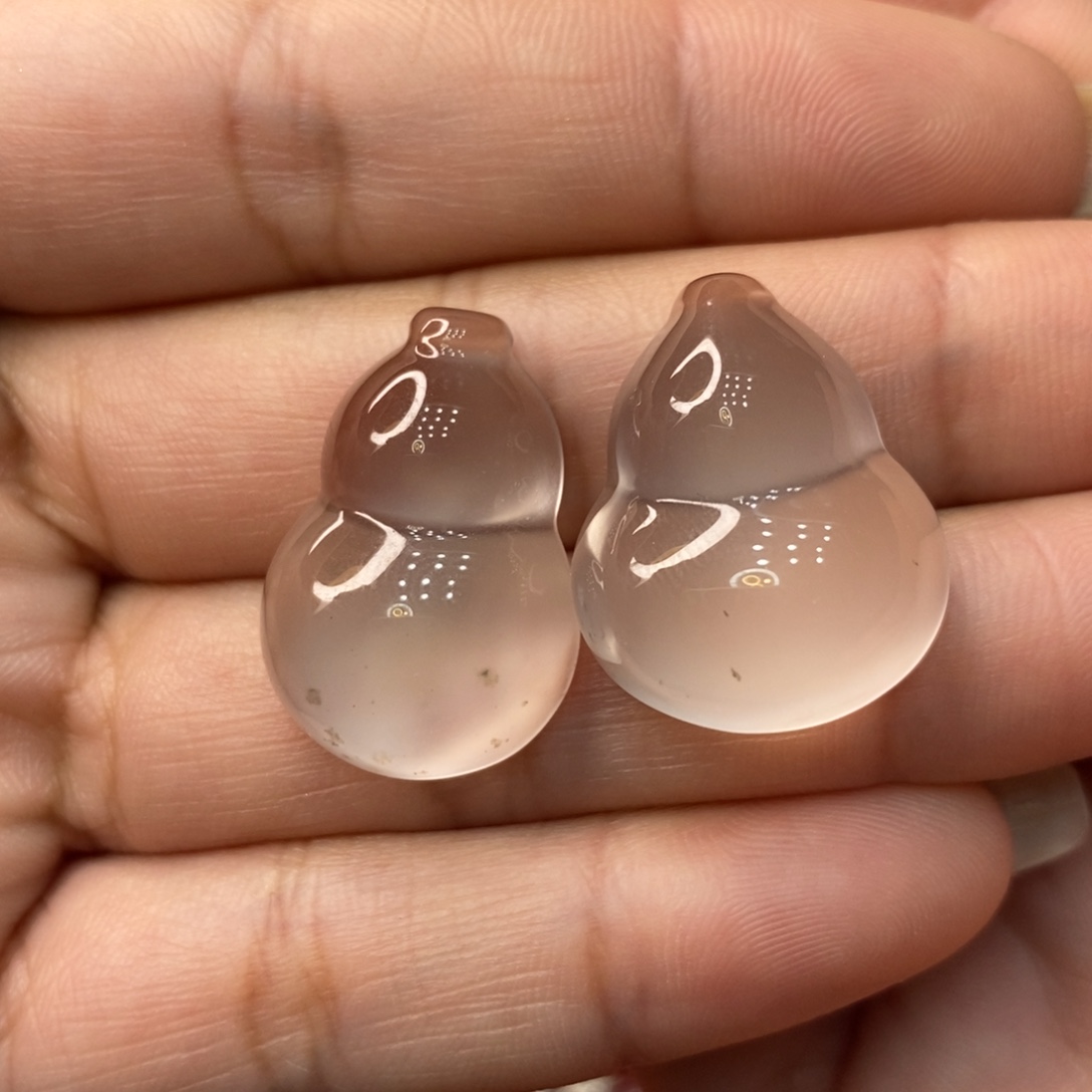 石英质玉合金吊坠随机发一