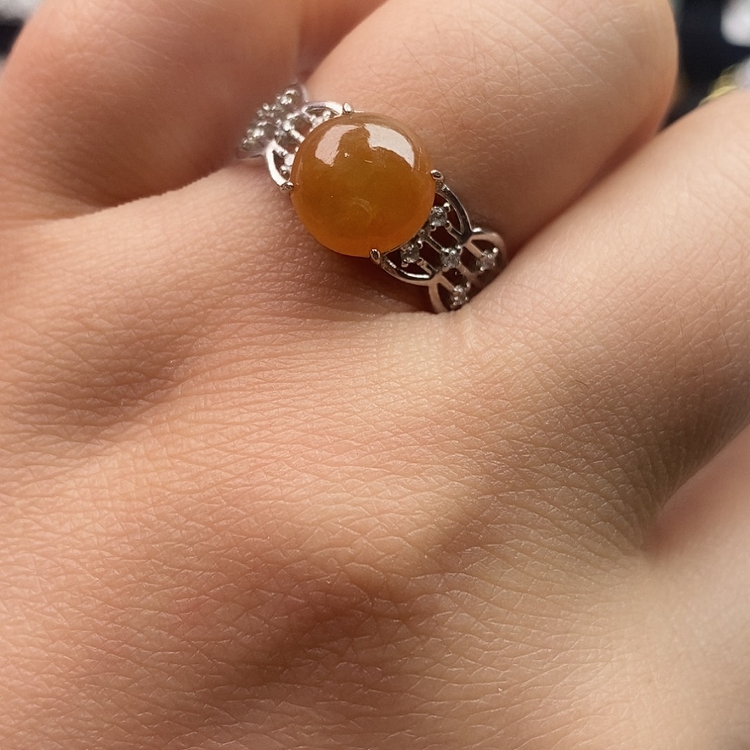 翡翠未镶嵌戒指翡翠