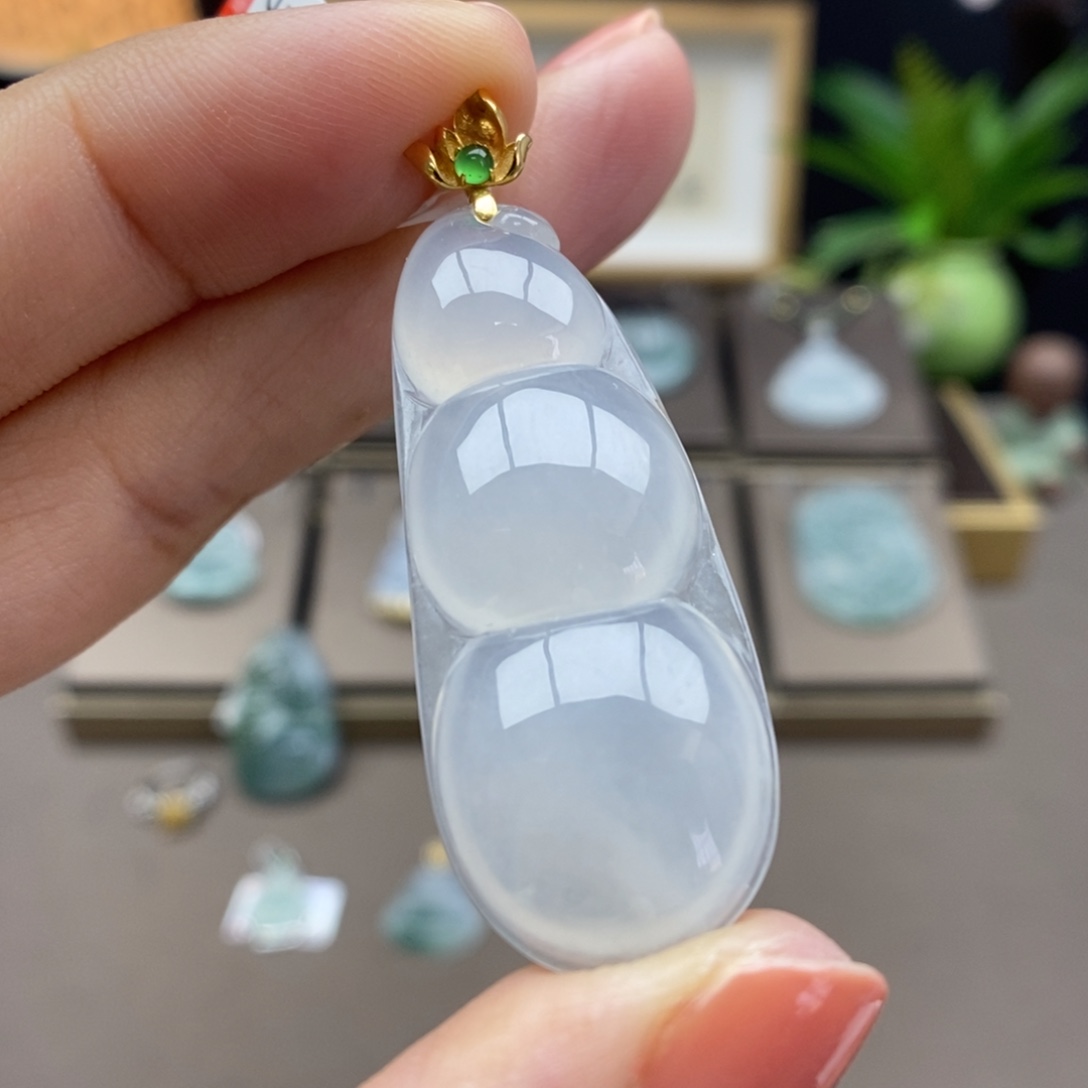 翡翠18K金镶嵌颈饰吊坠29