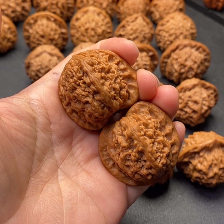 S***檬把件文玩核桃38尺蚂蚁沟