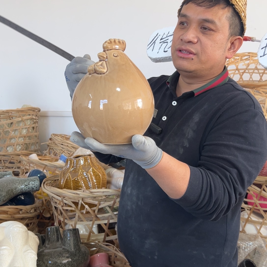 摆件35 号高中低温陶瓷工艺瓶（部分微瑕）