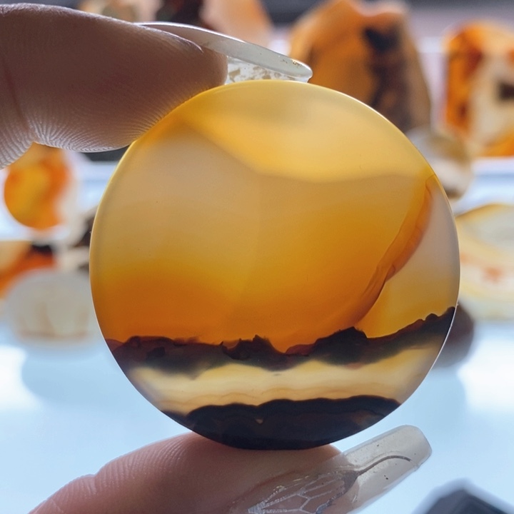 玛瑙/玉髓颈饰未镶嵌