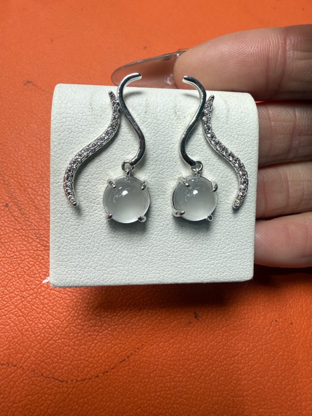 精品俄料蛋面耳环