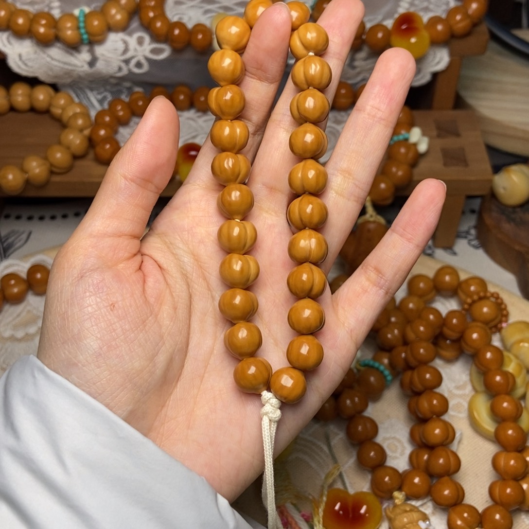 猴头核桃吊坠屁桃卡11