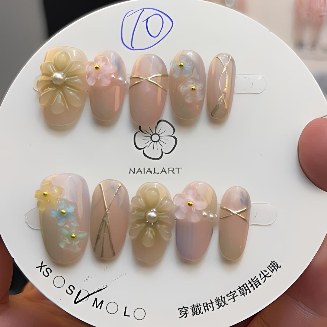 小短甲手工穿戴甲立体国风雕花猫眼美甲高级感小清新显白款式