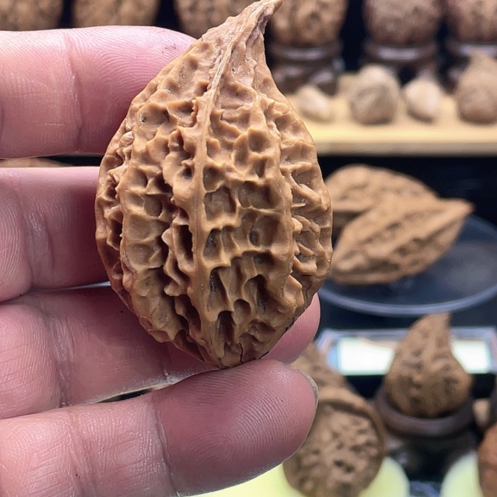 相***谁文玩核桃把件东北核桃