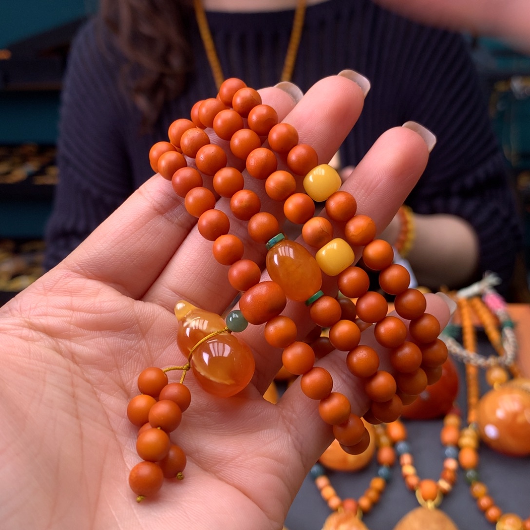 蜜蜡未镶嵌手串多样性发