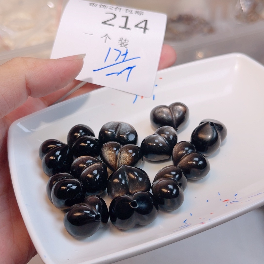 未镶嵌珠宝半成品水晶214 。      