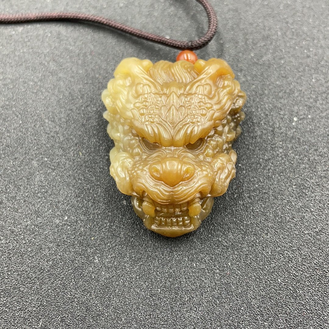 BY0208FWJS722 和田玉龙挂件