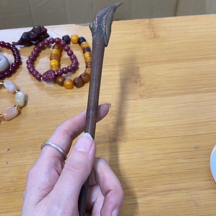 瓷片哈中古工艺品一件