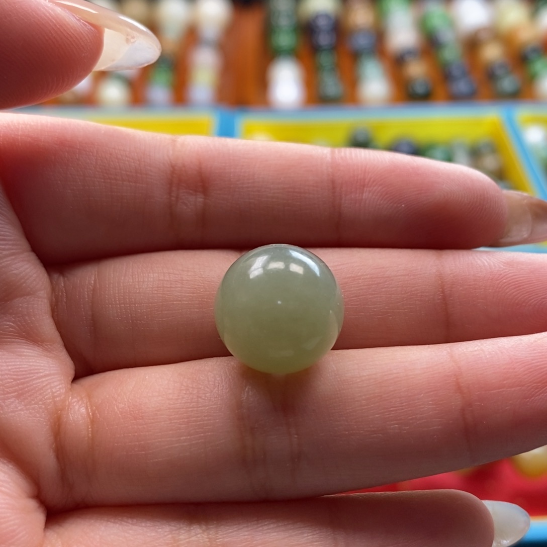 和田玉未镶嵌珠宝奇石福利青白单珠z14