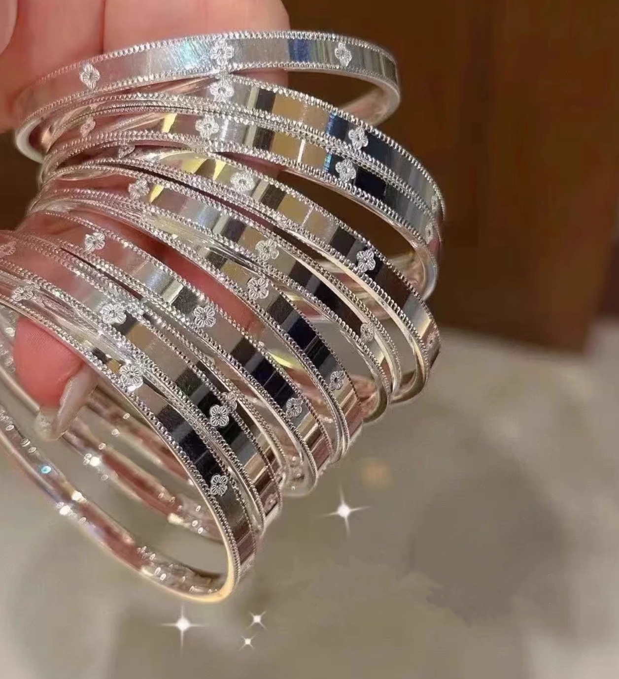 足银手镯 足银9999气质万花筒手镯四叶草简约高级银镯子轻奢百搭