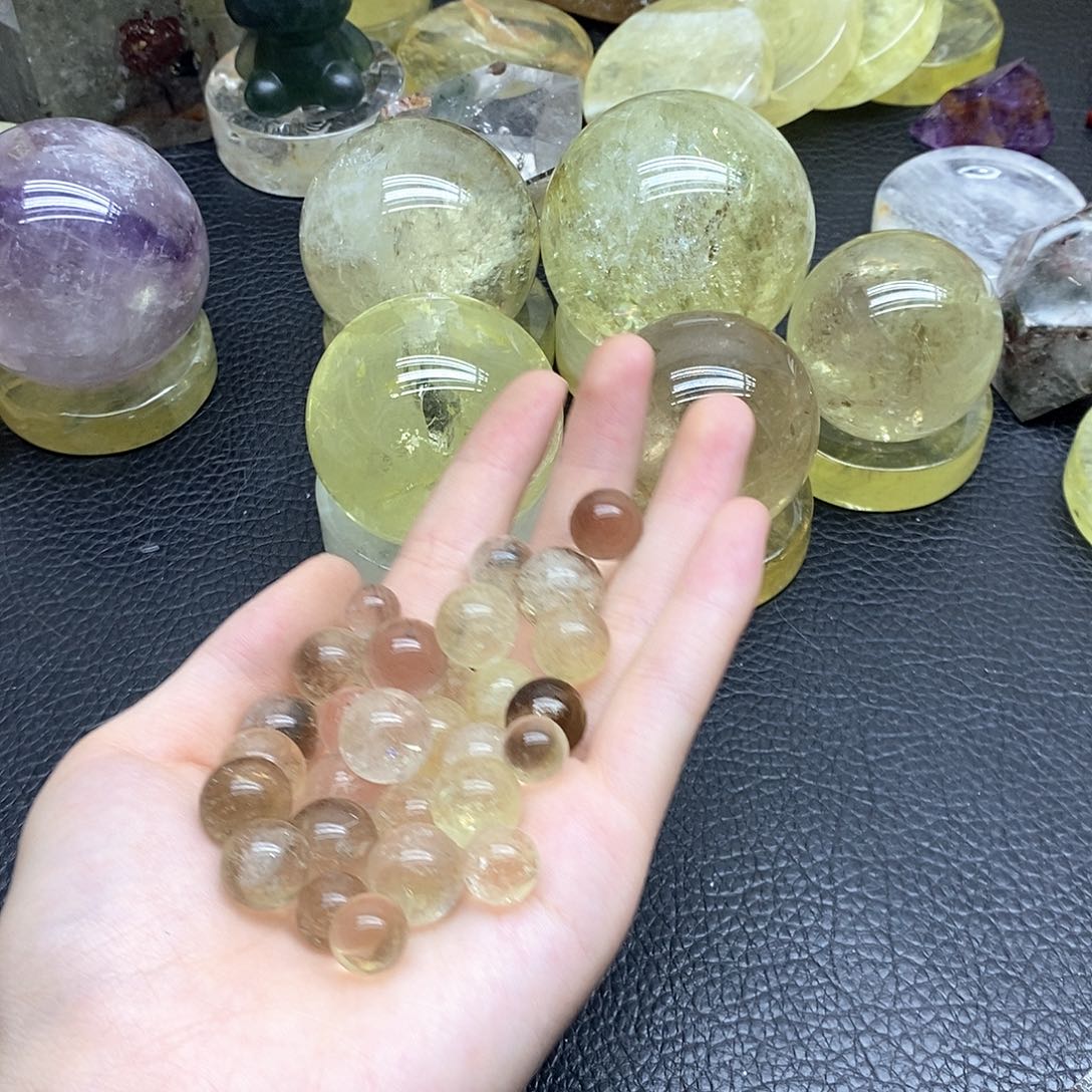 未镶嵌珠宝半成品水晶104水晶石