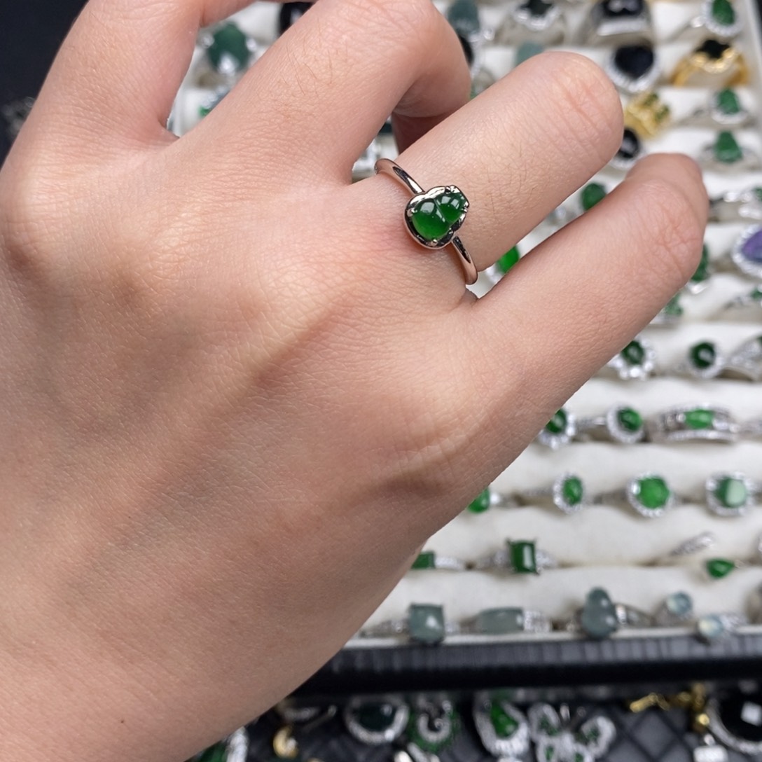 未镶嵌挂件翡翠翡翠