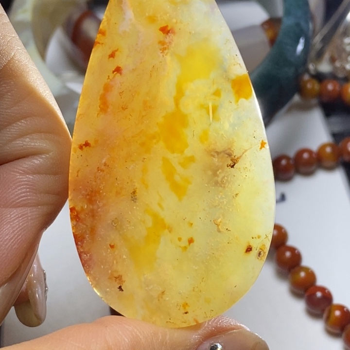 玛瑙/玉髓颈饰未镶嵌四**安