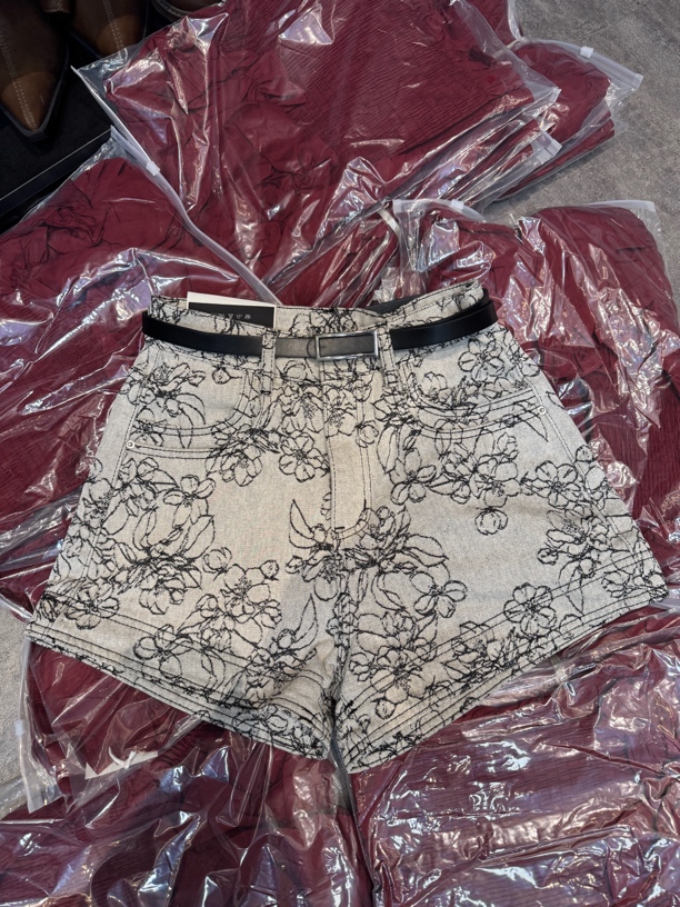 60105#新品定制版小众时尚百搭高腰短裤