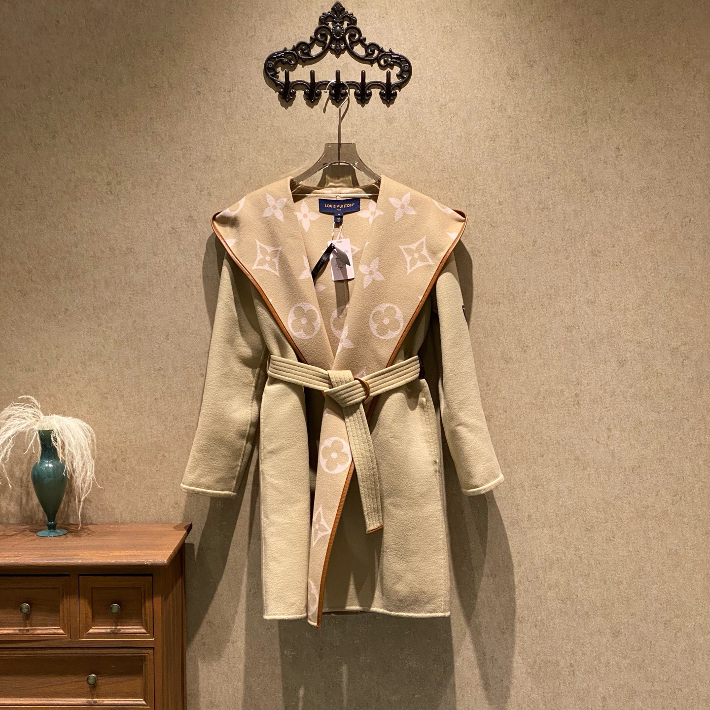 99新 LouisVuitton/路易威登 新标超爆款浴袍大衣/38码/41408