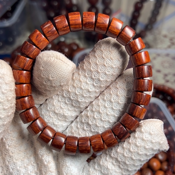 ****木质类印度小叶紫檀手串