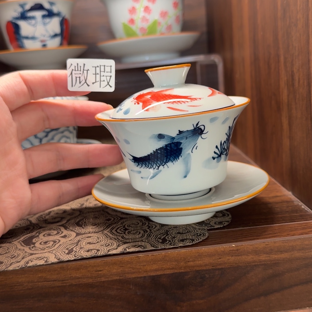 釉下手绘茶具微瑕