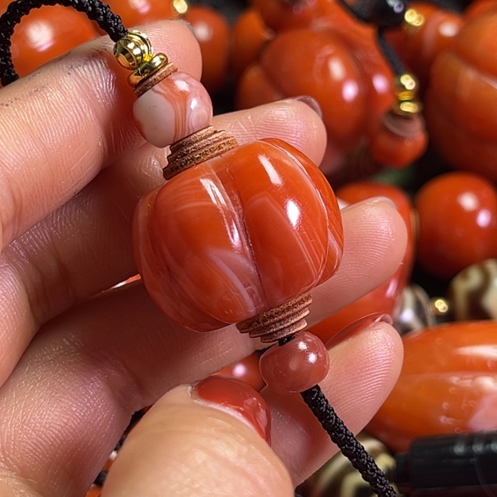 颈饰琉璃杰***0琉璃………..