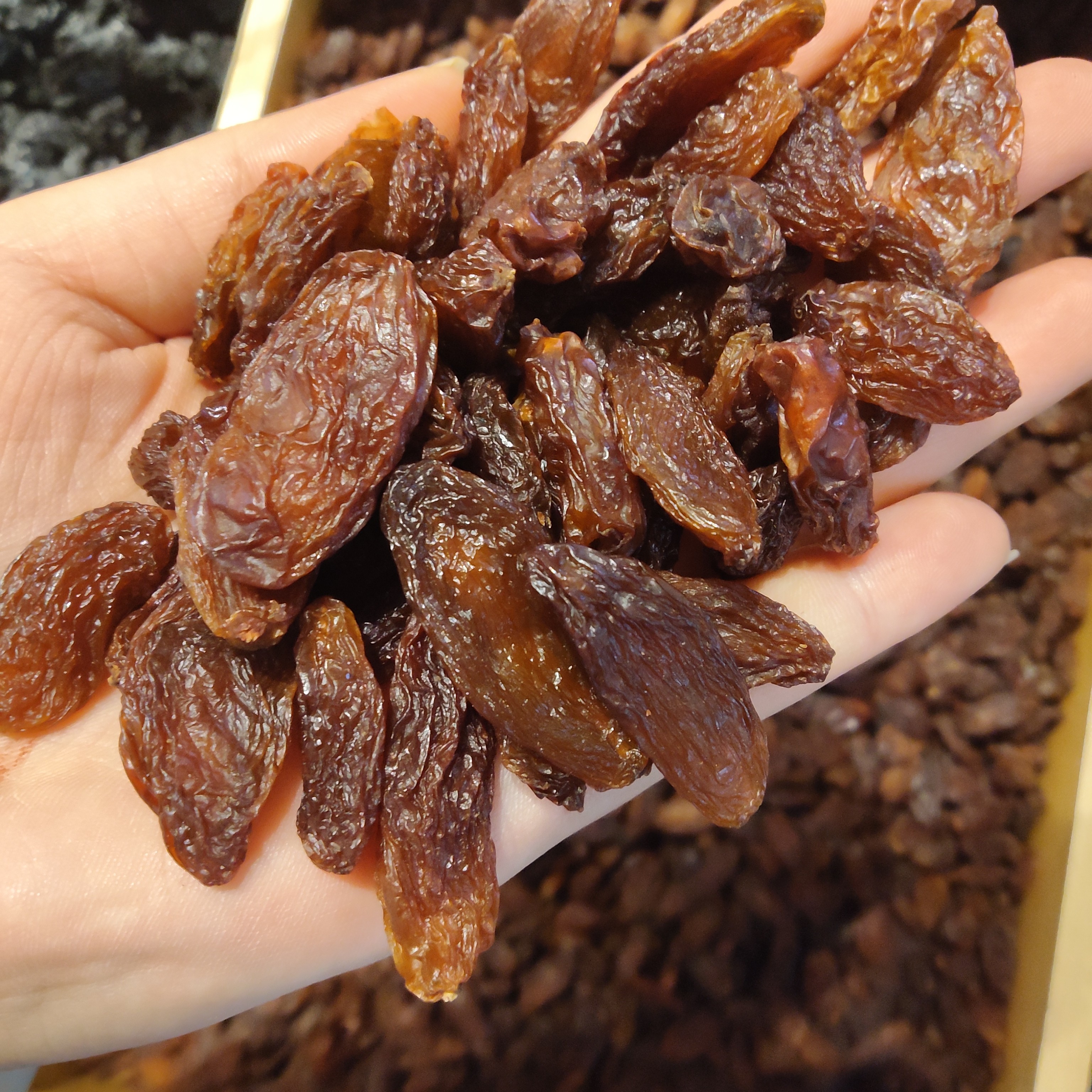 新疆吐鲁番红香妃葡萄干精选品质干净无籽颗粒饱满