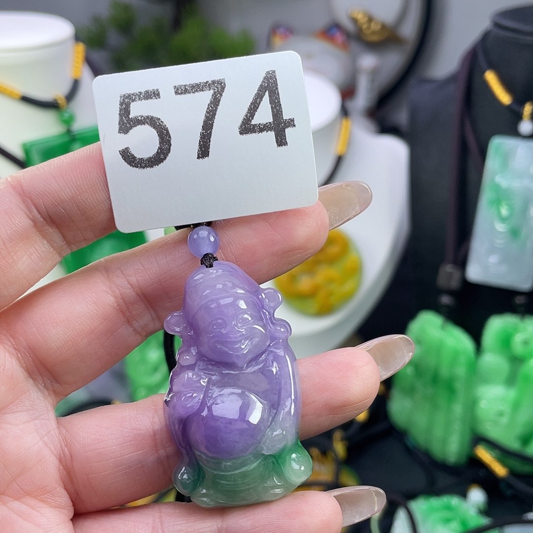 翡翠未镶嵌吊坠(赠链)