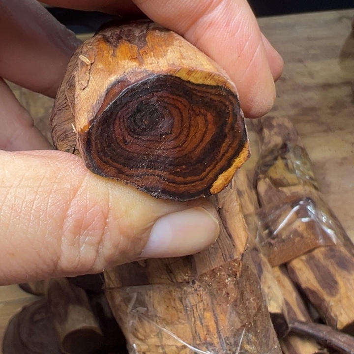 黄花梨/降香黄檀1.8或者2.0对眼料