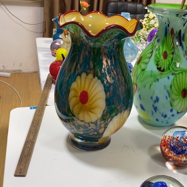 花瓶高34厘米口径12厘米