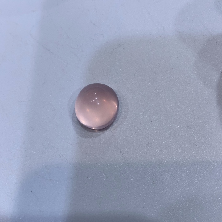 未镶嵌笔搁芙蓉石阿*10克拉