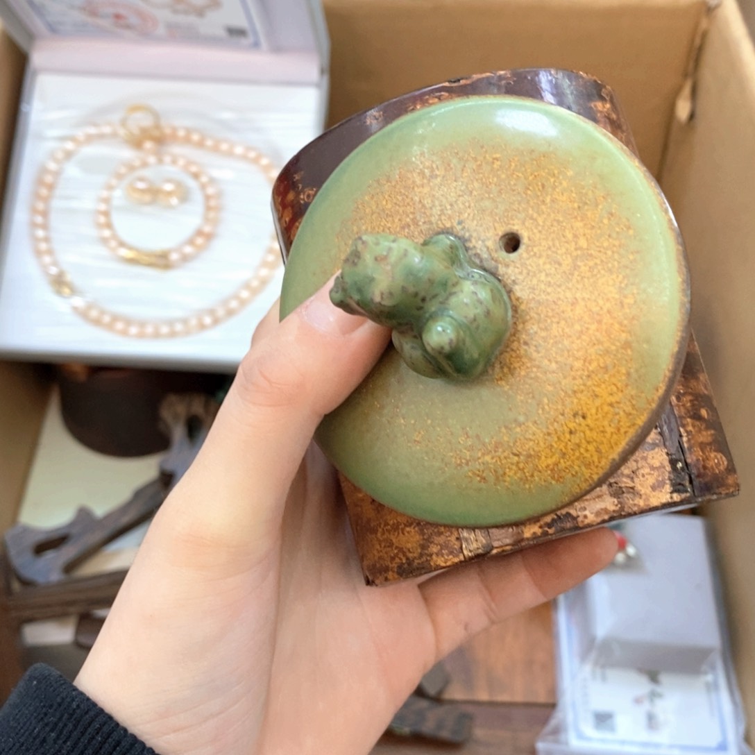 瓷片哈哈哈哈哈哈哈过