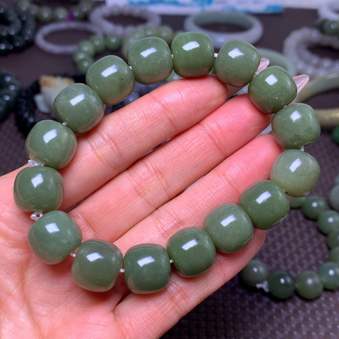 未镶嵌手串和田玉卡14