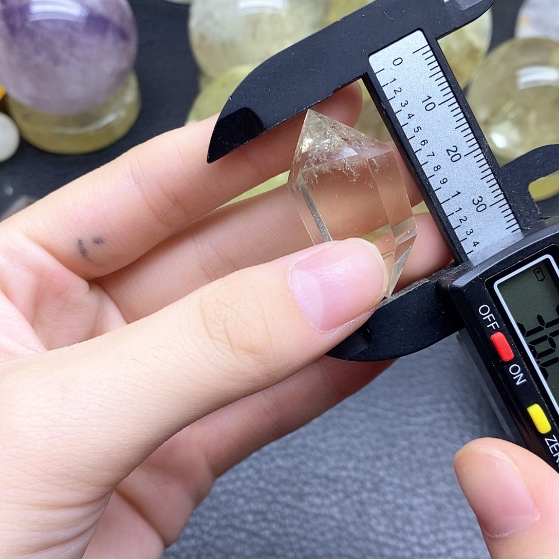 未镶嵌珠宝半成品水晶460水晶石