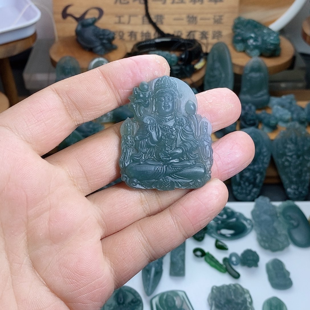 定制翡翠未镶嵌三圣