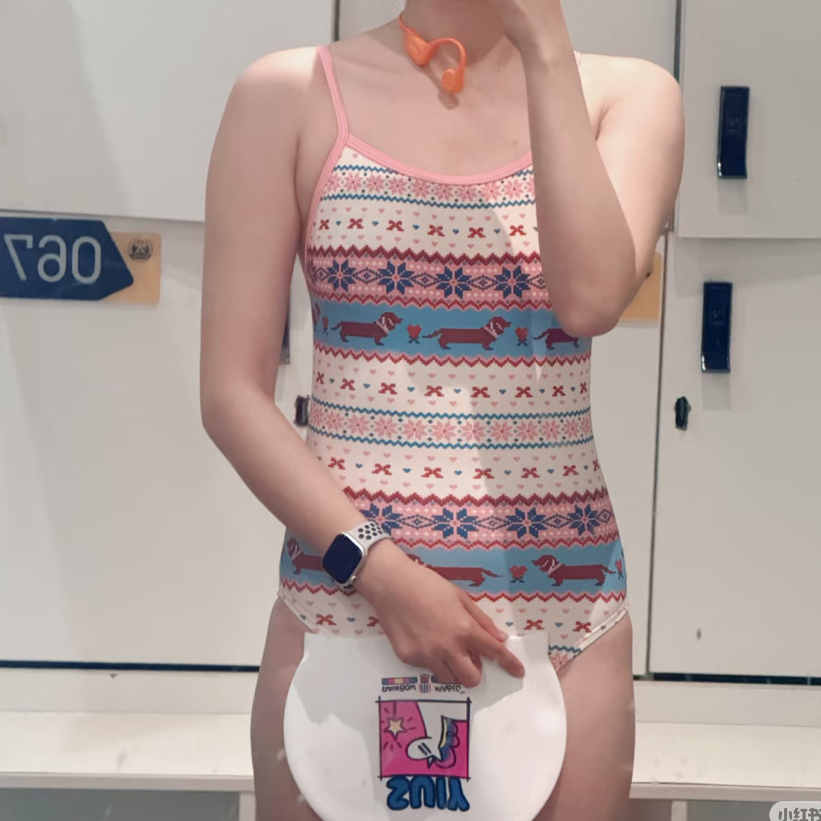 新款女士专业竞速连体泳衣遮肚显瘦游泳馆专用潜水服