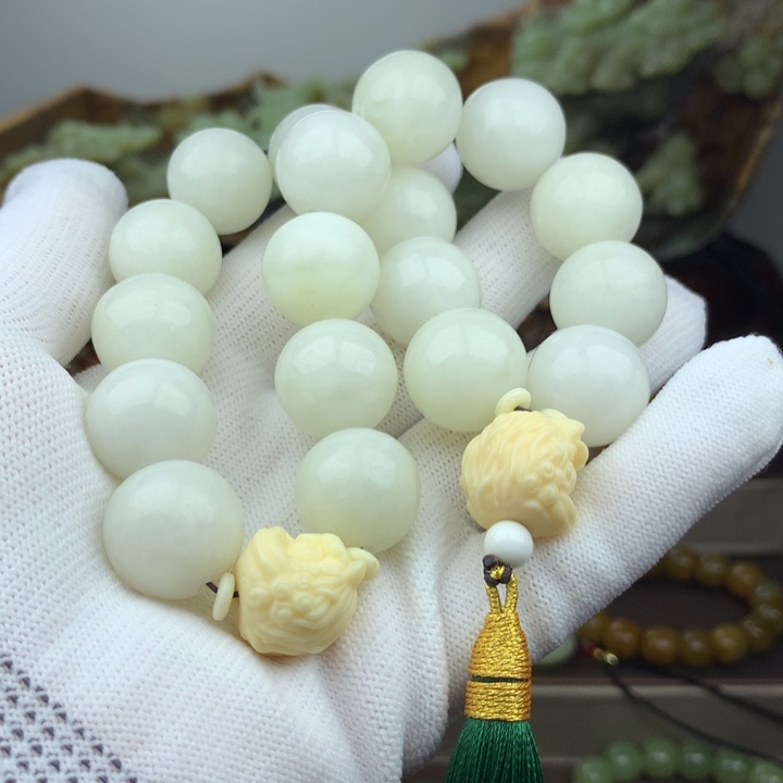 岫岩河磨玉（透闪石质玉）未镶嵌手链