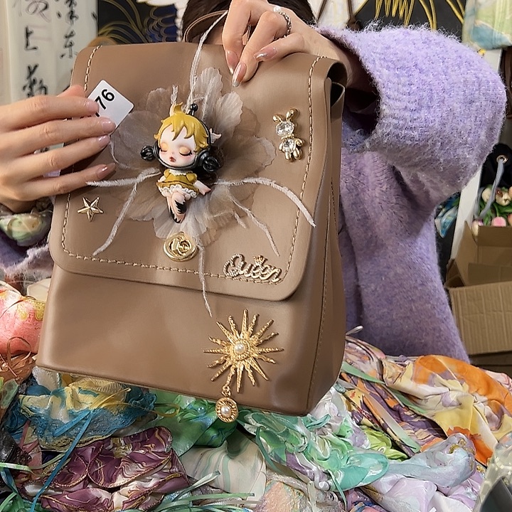 沉***默776娃包手作不退不换