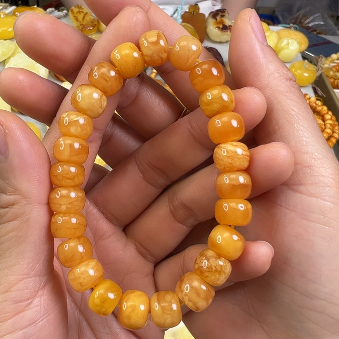 蜜蜡裸石未镶嵌蜜蜡