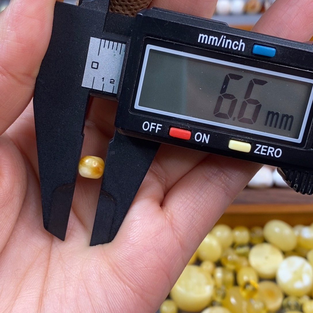 琥珀未镶嵌裸石琥珀蜜蜡