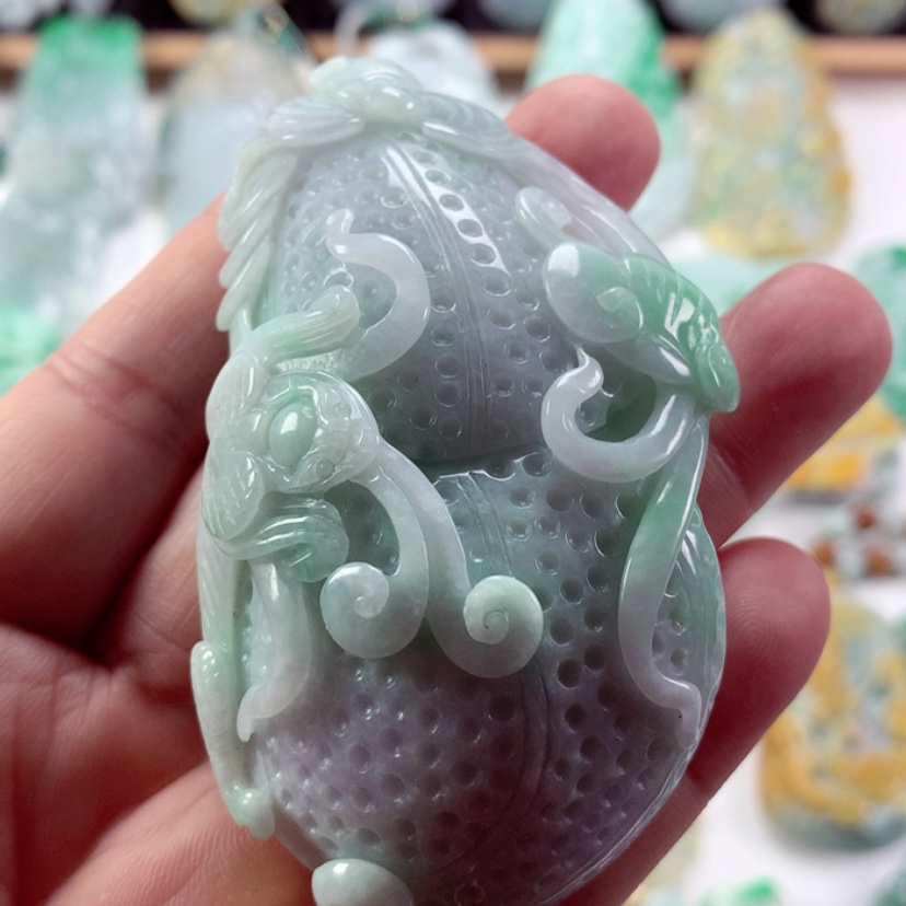 【闪购商品】翡翠吊坠(不含链)未镶嵌