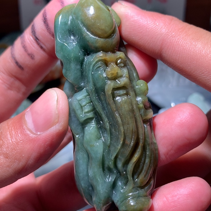 翡翠未镶嵌颈饰保真天然a货翡翠