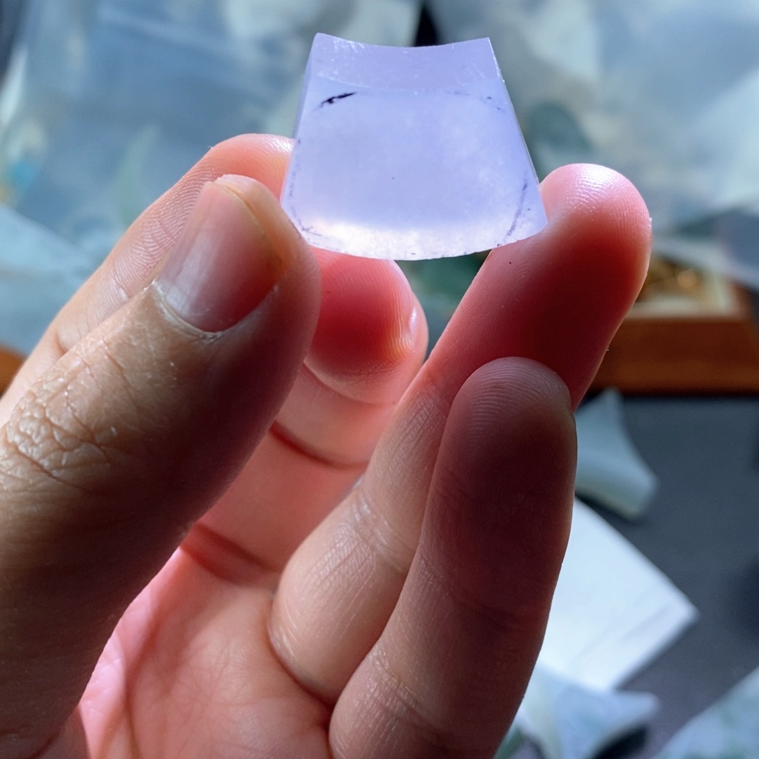 翡翠未镶嵌颈饰定制