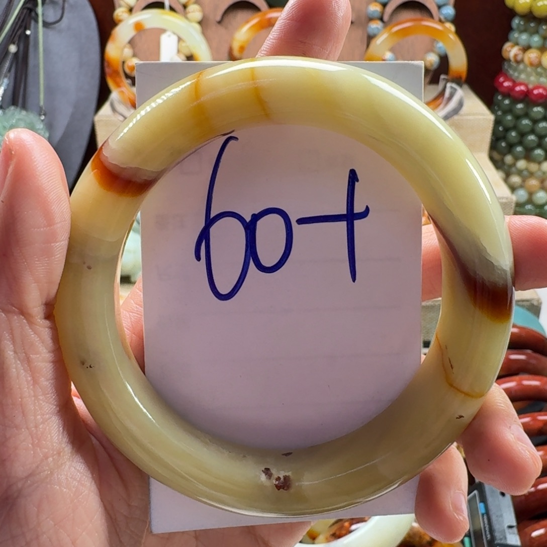 蛇纹石玉未镶嵌手镯05