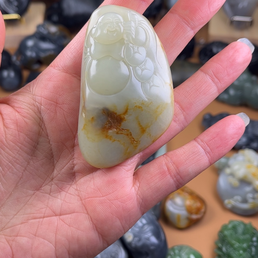 和田玉颈饰未镶嵌?****府