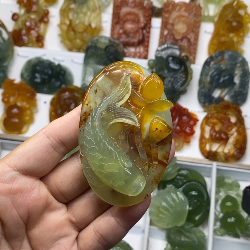 【闪购商品】未镶嵌蛇纹石玉颈饰