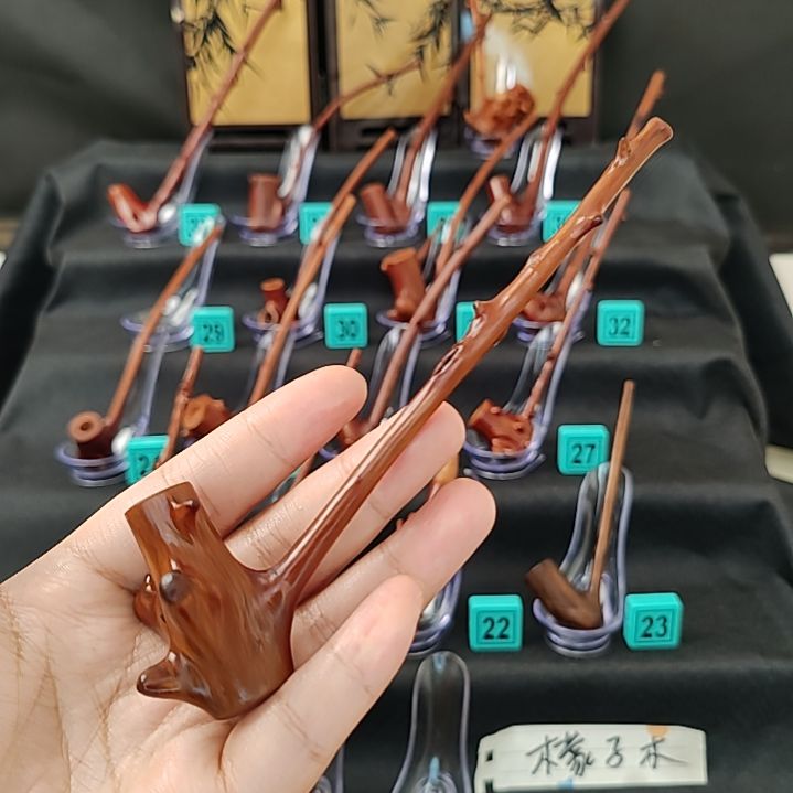 隔***王贵州檬子木烟斗一物一拍