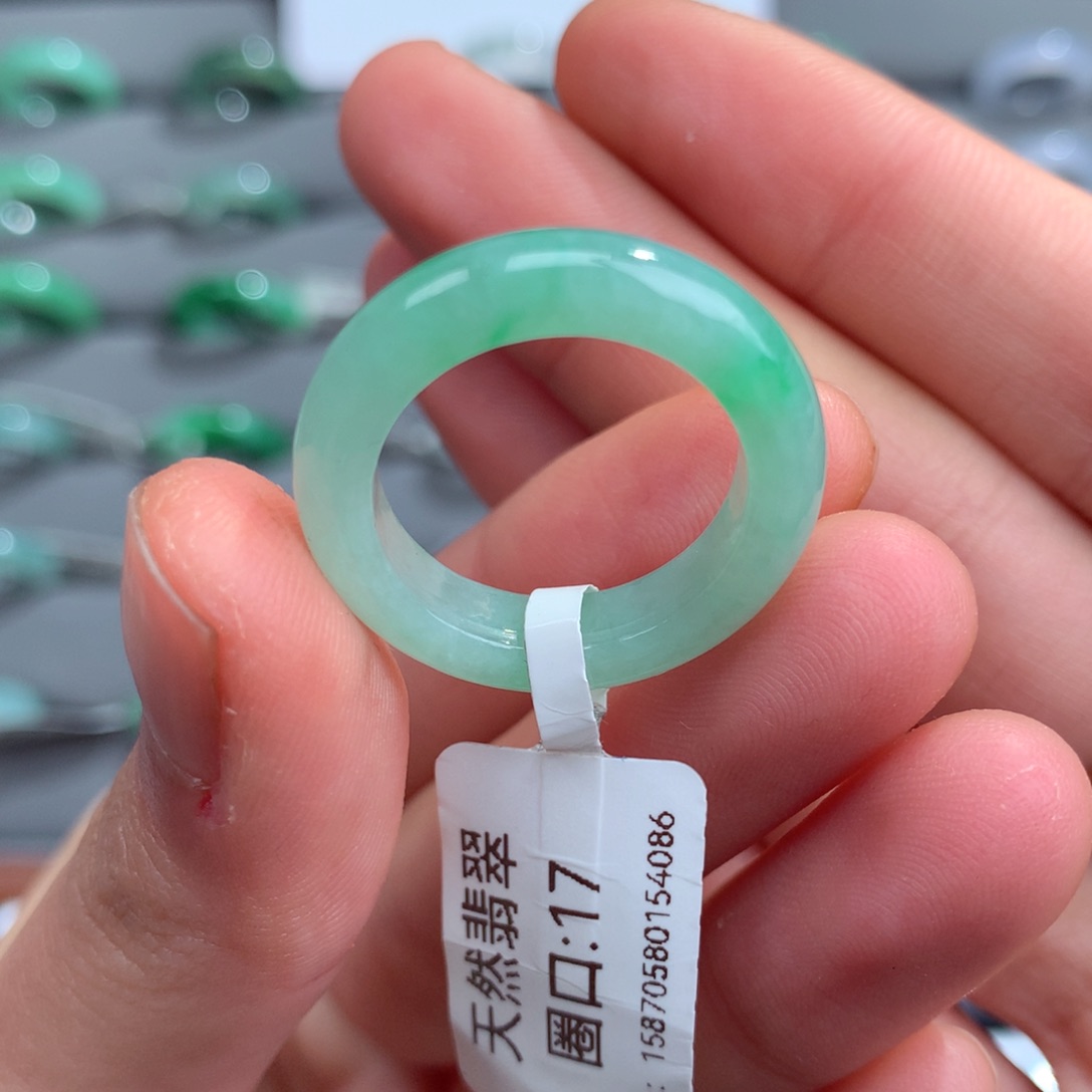 翡翠戒指未镶嵌天然