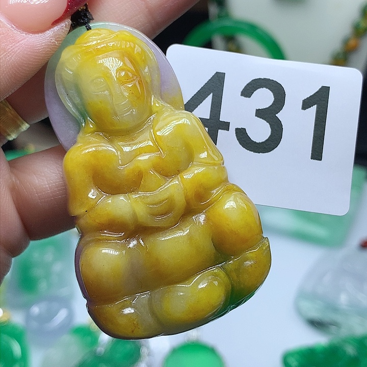 翡翠吊坠(赠链)未镶嵌