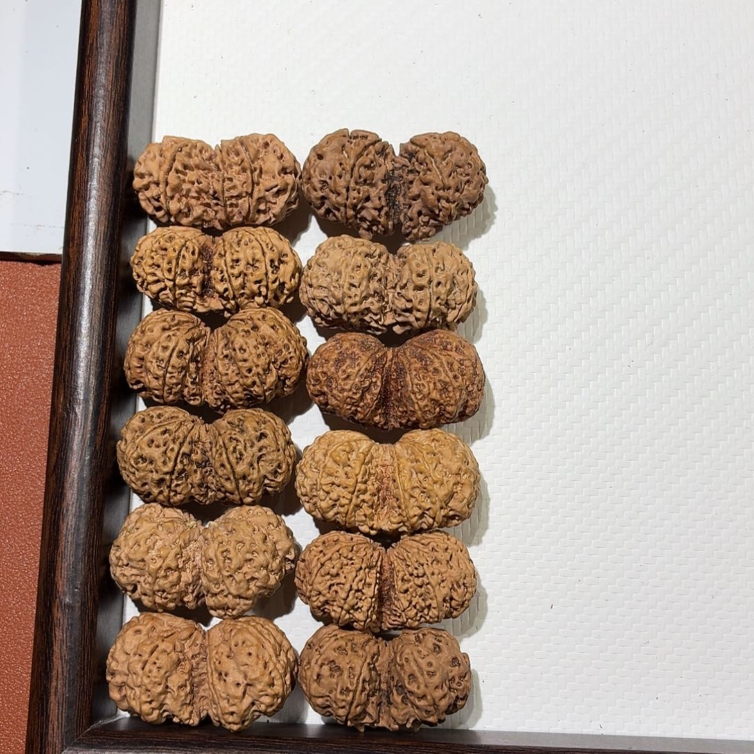 肆***g金刚菩提吊坠连体多瓣