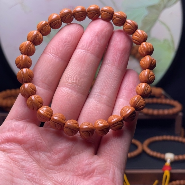 手串桃核0.9玉龙脊手串